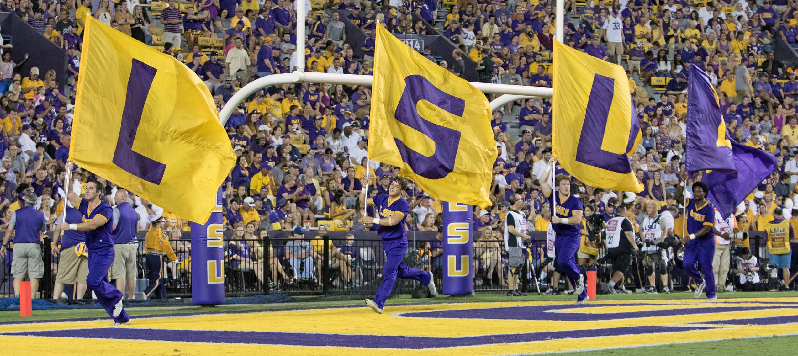 TIGERS TO HOST ‘LSU STUDENT DAY’ AT FOOTBALL PRACTICE ON APRIL 20