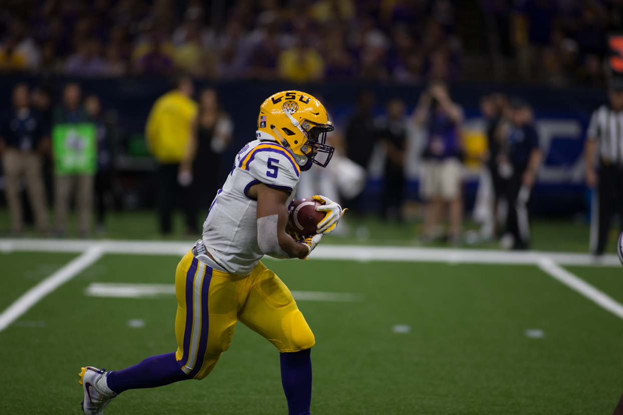 LSU TO FACE NOTRE DAME IN CITRUS BOWL IN TOP 20 MATCHUP