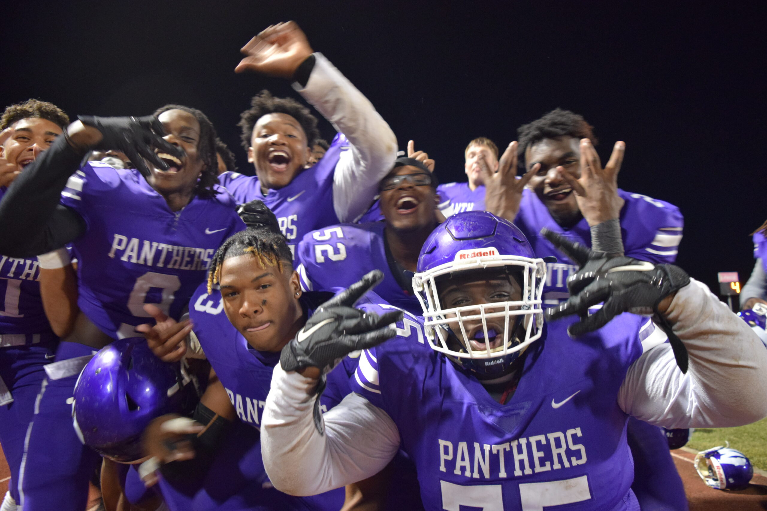 Woodlawn High makes necessary second half adjustments; dominates St. Amant 48-13.