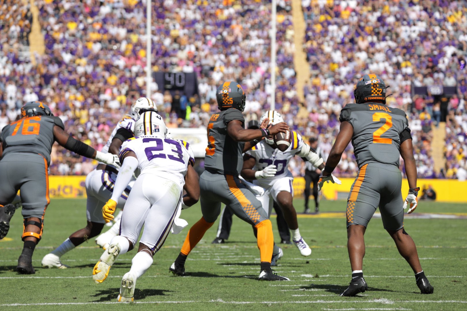 Tennessee Takes Advantage Of Special Teams Mistakes and Fourth Down Stops In 40-13 Dominant Victory Over LSU