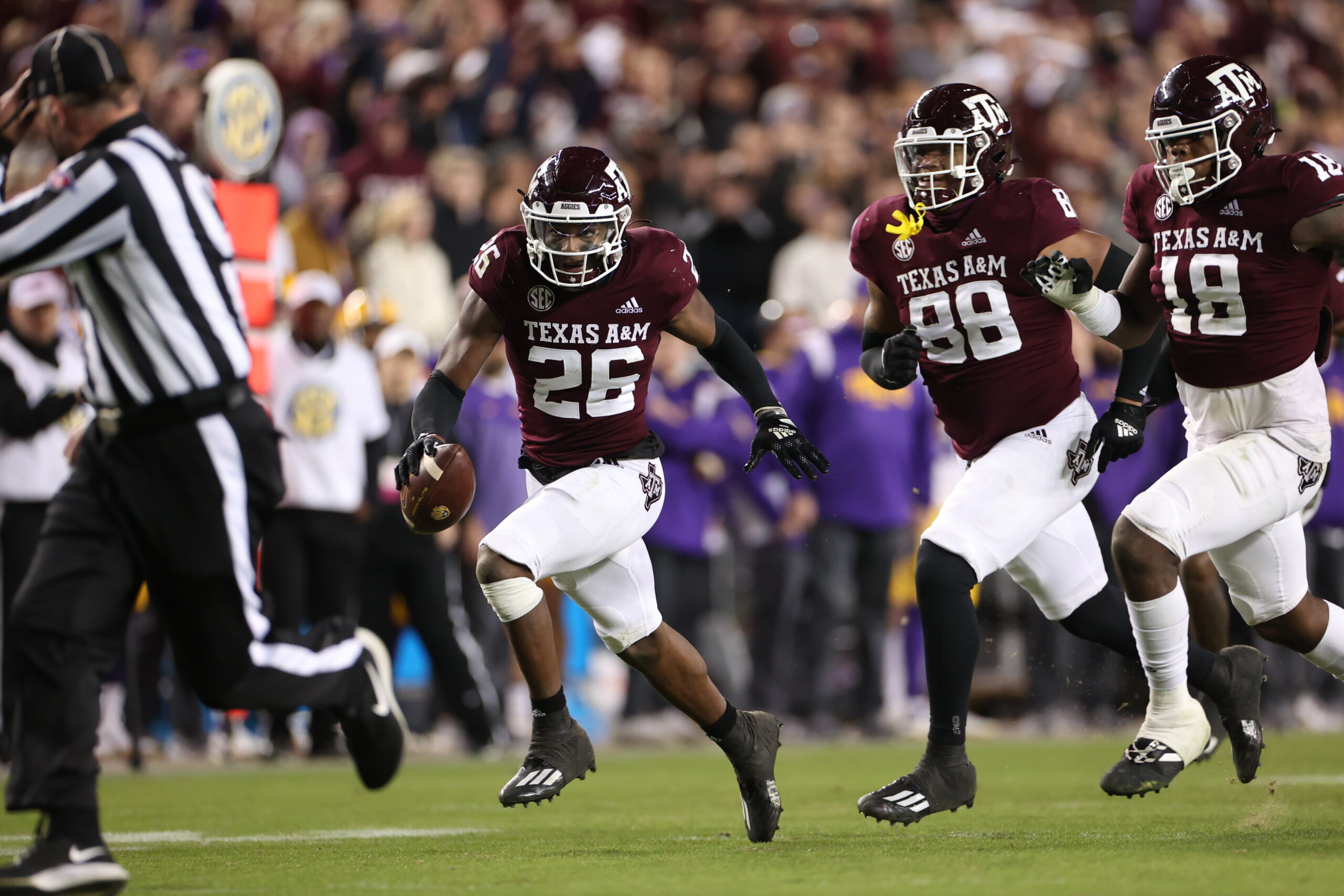 Texas A&M Upsets #5 LSU 38-23 And Puts A Dagger In The Tigers’ Playoff Hopes