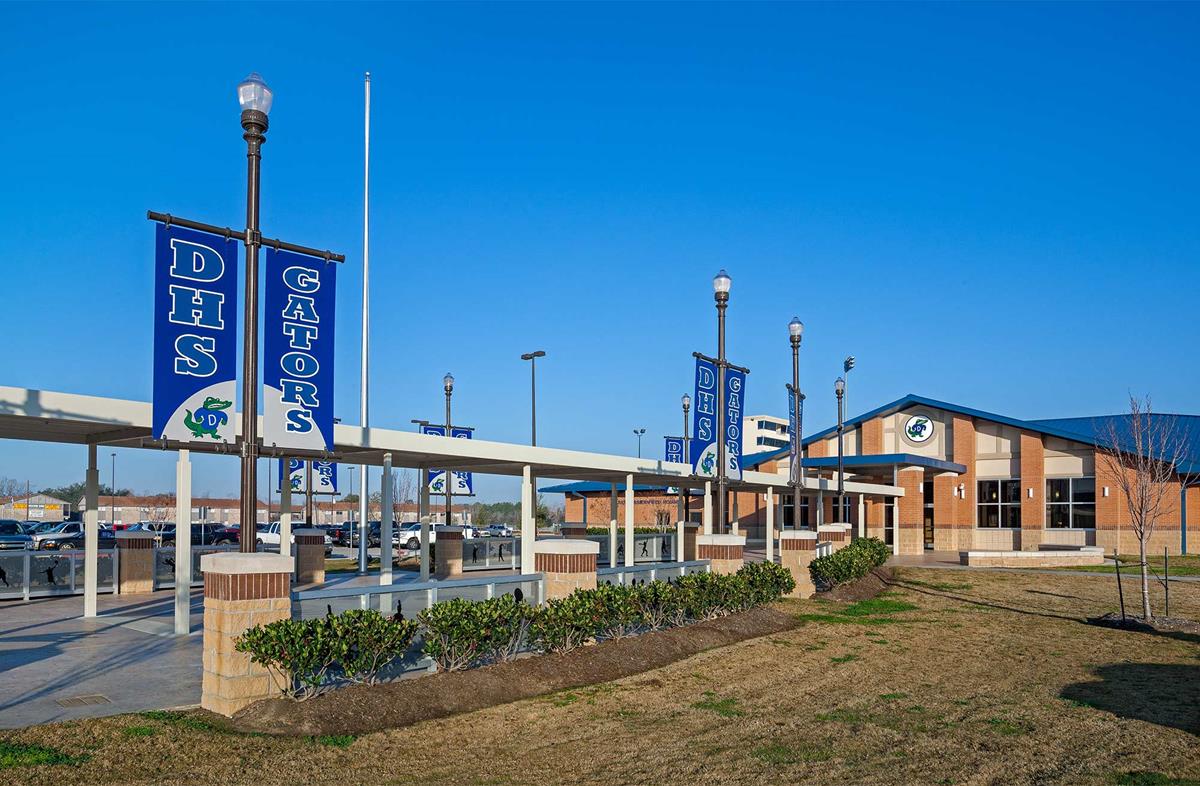 School Spotlight: Dickinson High School (Dickinson, TX)