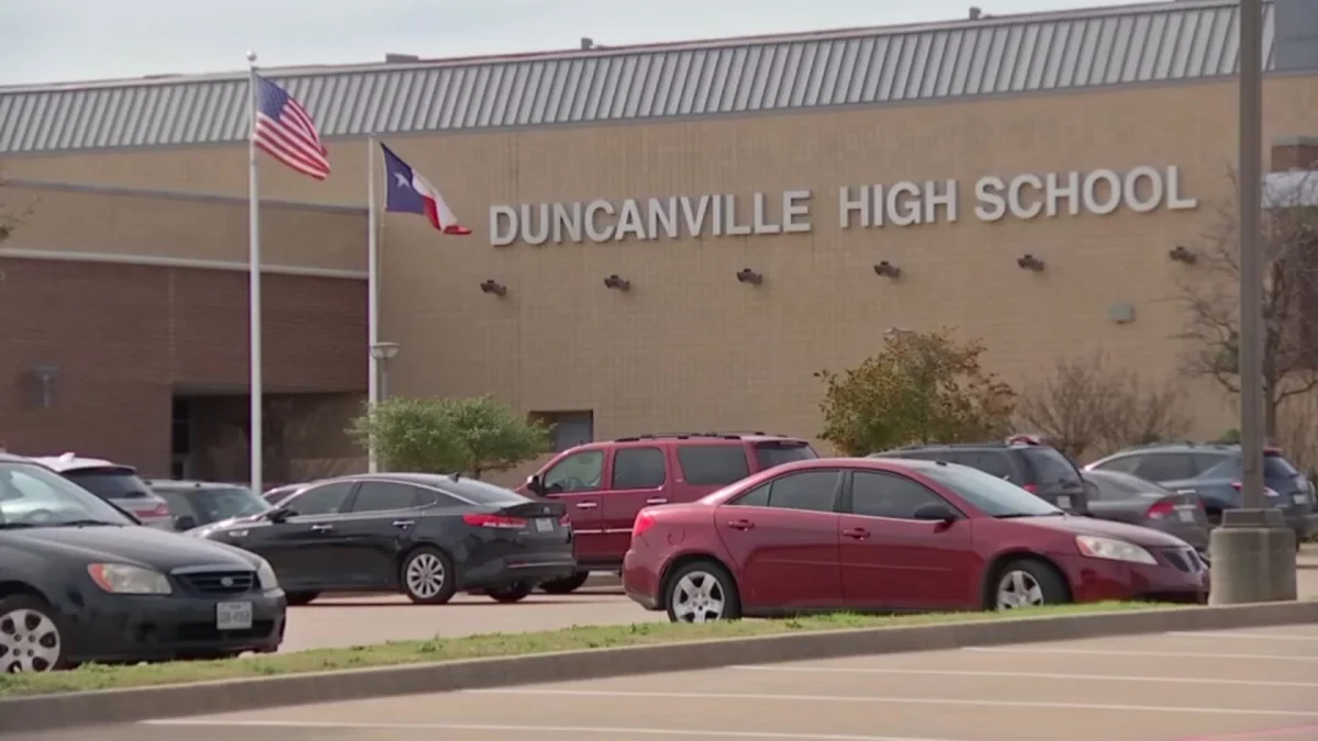 School Spotlight: Duncanville High School (Duncanville, TX)