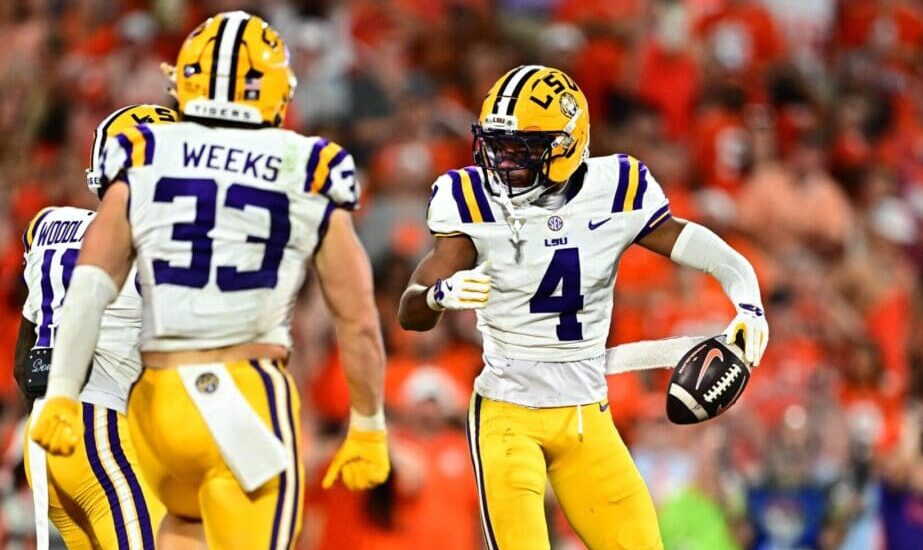 LSU Stifles Clemson 17-10 in Top 10 Matchup Putting An End To Week 1 Curse