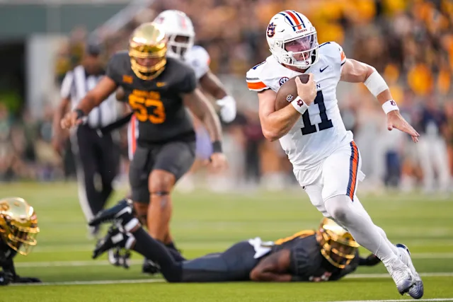 Auburn Kicks Off Season with Convincing 38–24 Road Win Over Baylor
